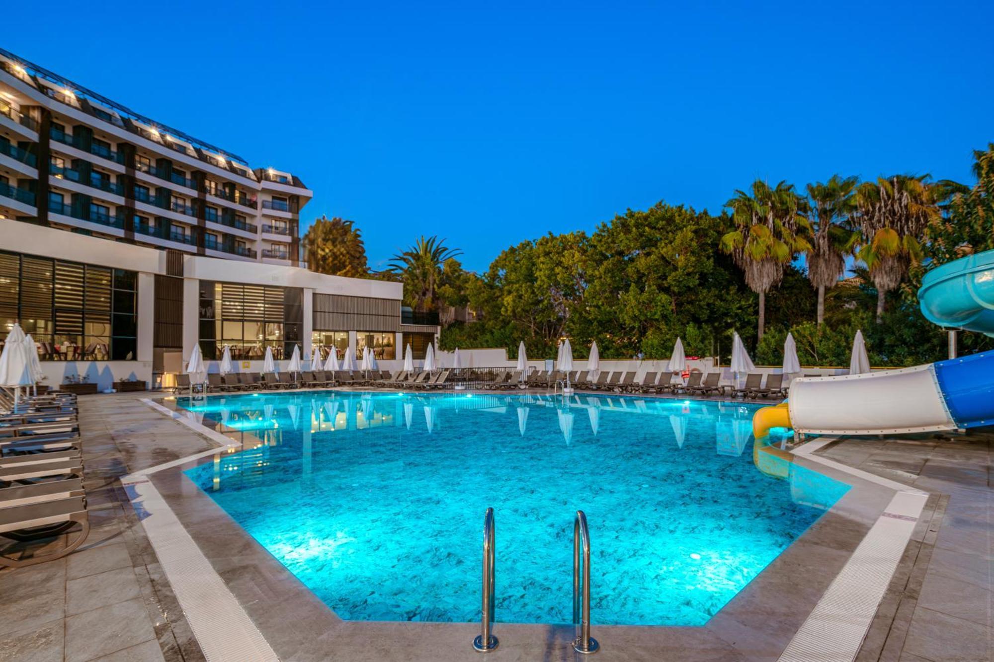 Seaphoria Beach Hotel & Spa Antalya Exterior photo